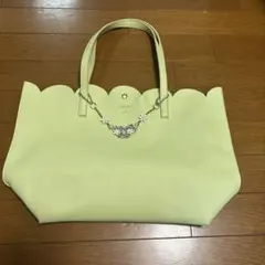 COLORS & chouette ライトグリーン　バッグ　& チャームのサムネイル