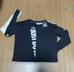 NIKEレディース　トップス　長袖　トレーニングウェア　白黒　Sサイズ