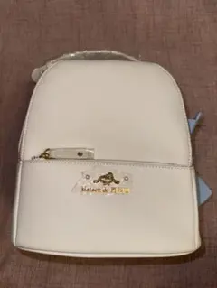 新品未使用品！メゾンドフルール　シナモンロールリュックバッグ　リボンチャーム付き