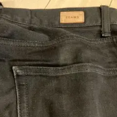 BEAMS ブラック スリムフィット デニム