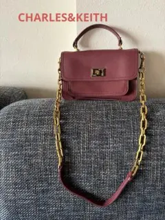 CHARLES&KEITH ボルドーカラー　2wayバッグ＊