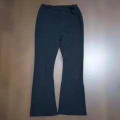 西松屋 黒 フレアパンツ 160cmのサムネイル