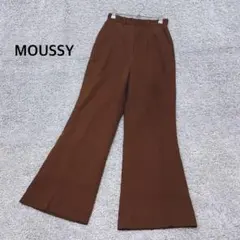 ＝【マウジー】カラーフレアパンツ スラックス センタープレス ブラウン