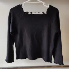 スカラップ ネック