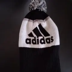 adidas ニット帽 ポンポン付き ブラック ホワイトのサムネイル