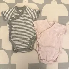 ユニクロ 半袖 ボディースーツ ロンパース 肌着 60 前開き　2枚セット