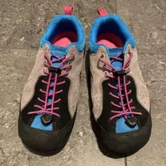 Item thumbnail for item afa403d0-ac96-4456-a563-1f98b882f130