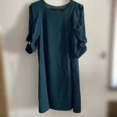 フォーマル　膝丈ドレス