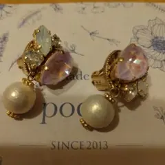 コットンパールとカラーストーンのイヤリング