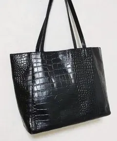 Item thumbnail for item 6cca8684-8352-4139-8079-7f1913af4244