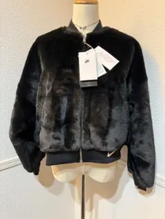 新品 NIKE リバーシブル ジャケット アウター ファージャケット 黒 M