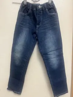 Item thumbnail for item a2a8bf0f-9073-4b63-933f-032ca1e0b3b7