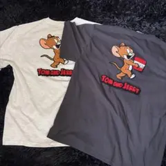 値段交渉可能です！希少刺繍 Tシャツ 2枚セット　美品　ペアルックのサムネイル