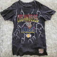 ミッチェルアンドネス　レイカーズTシャツ