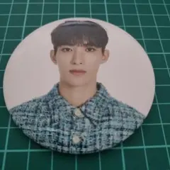 SEVENTEEN DK ドギョム　缶バッジ