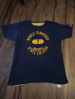 チャンピオン　Tシャツ