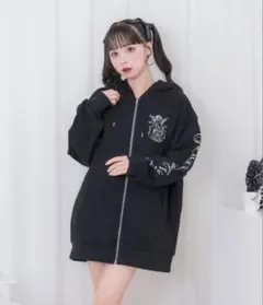 Honey Cinnamon ジップアップパーカー 黒のサムネイル