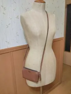 値下げ　ヴィンテージ レノマ ポシェットのサムネイル