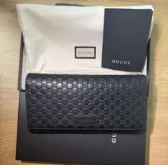 GUCCI ブラックレザー 長財布 GGパターン