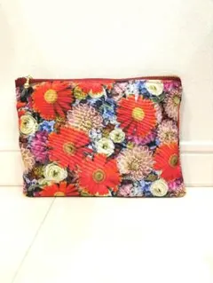 フラットポーチ