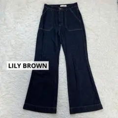 LILY BROWN◇センタープレスフレアパンツ 1のサムネイル