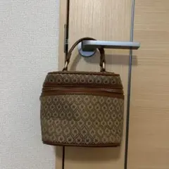 Item thumbnail for item 00008b2d-4f0a-4070-95bf-e4aca3c86c74