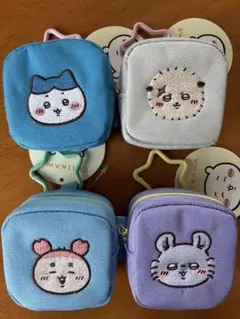 ちいかわ カラビナつき刺繍スクエア ミニポーチ4種セット♡