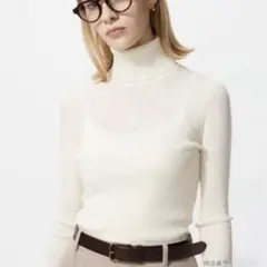 UNIQLO Mサイズ メリノリブタートルネックセーター オフホワイト