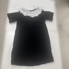 新品　タグ価格の半額以下　黒のレース襟ワンピース 120
