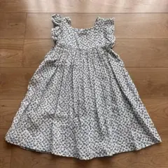 PETIT BATEAU 花柄ノースリーブワンピース　　　　　　　　110cm