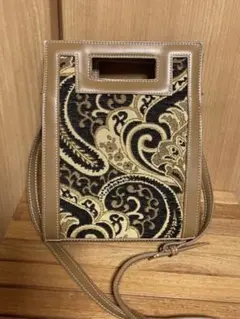 Item thumbnail for item db3b2862-2d70-4de4-92aa-588d2c237f0d