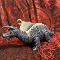 ウルトラ怪獣名鑑 帰ってきたウルトラマン キングザウルス三世 - メルカリ