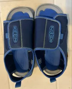 KEEN ネイビー サンダル　18.5cm