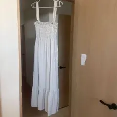 ローリーズファーム　シャーリングワンピース2way アイボリーお値下げしました〜