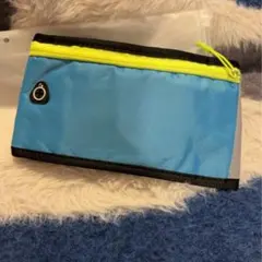 ランニングポーチ 快適 防水 ボディバッグ 通気性 ウエストポーチ 水色 薄型