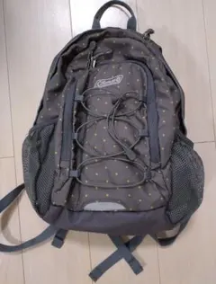Coleman リュック　グレー　ドット　水玉　バックパック　レジャー