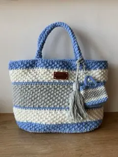 かごバッグ 涼し気な青と白