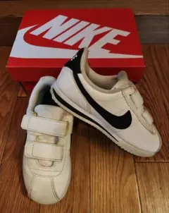 17cm　Nike ホワイト/ブラック スニーカー ベルクロ