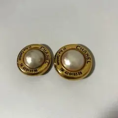 最終価格　シャネル CHANEL ロゴ パール ゴールド クリップ イヤリングのサムネイル