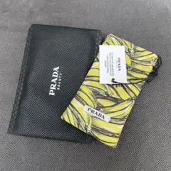PRADA ビューティー ノベルティーポーチ