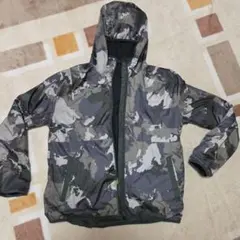 アディダス　ナイロンパーカー