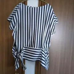 バナナリパブリックブラウスのサムネイル