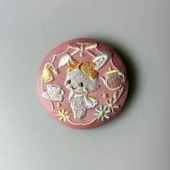 サンリオ ウィッシュミーメル 刺繍缶バッジ ピンク うさぎ キャラクターグッズ