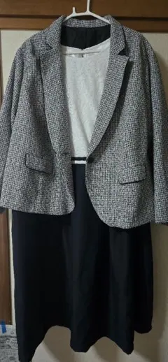 大きいサイズ、レースとツイードのワンピーススーツ