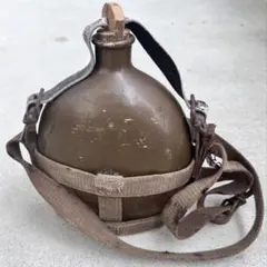 旧日本軍装備品 ヘルメット 飯盒 水筒 4点セット 昭和16年刻印 当時物 骨董 当時物日本陸軍 昭五式水筒 九四式 甲型 本革 負い紐付 ミリタリー