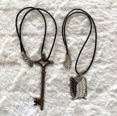 進撃の巨人 ネックレス　チョーカー　2点セット