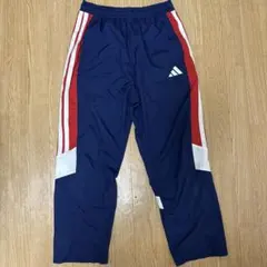 adidasナイロンパンツのサムネイル