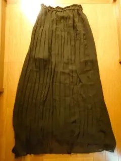 !!11月末削除!!CECIL McBEE★プリーツロングスカート