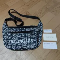 バレンシアガ❗️552372カメラバッグ未使用 オールオーバーロゴ 