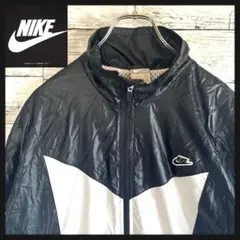 【入手困難】NIKE 刺繍ロゴ　白黒　ナイロンジャケット　L B80